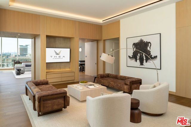 1000 W 8th Street 2910, Los Angeles, CA 90017