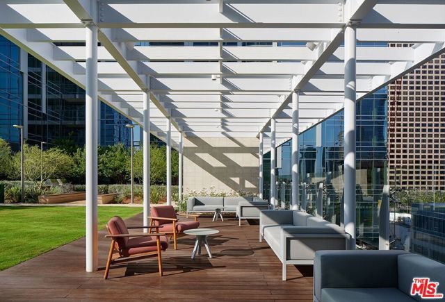 1000 W 8th Street 2910, Los Angeles, CA 90017