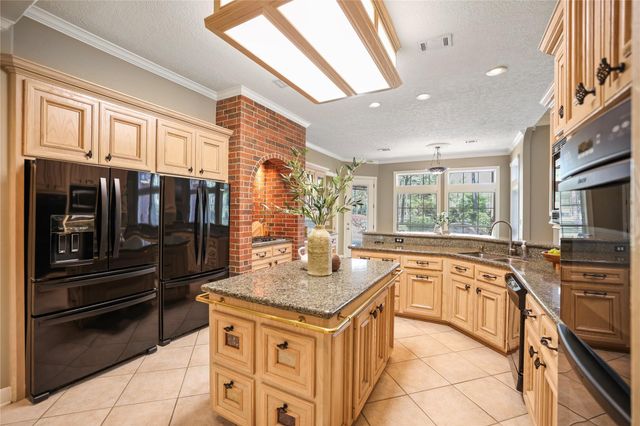 32526 Mulligan Trail, Magnolia, TX 77354