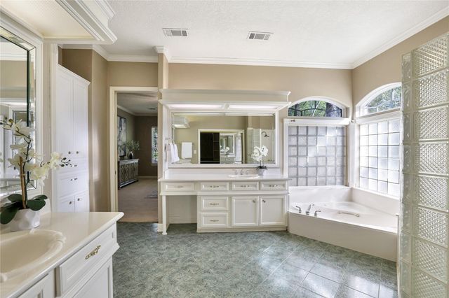 32526 Mulligan Trail, Magnolia, TX 77354