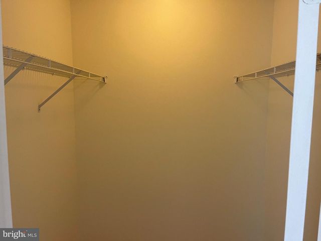 13256 COPPERMILL DR, Herndon, VA 20171