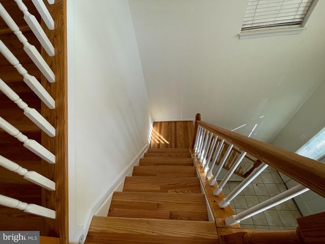 13256 COPPERMILL DR, Herndon, VA 20171