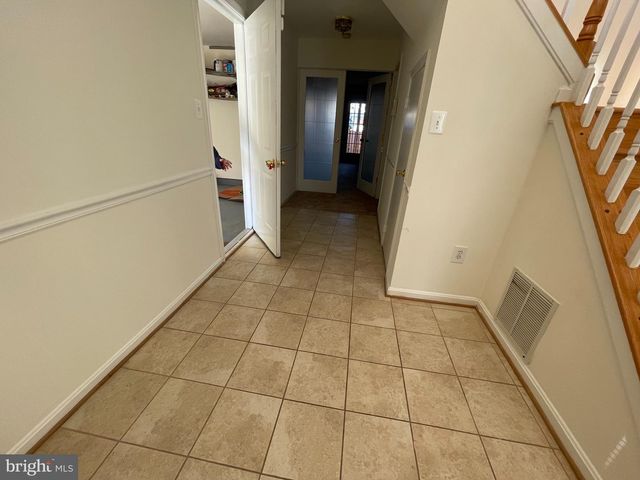 13256 COPPERMILL DR, Herndon, VA 20171