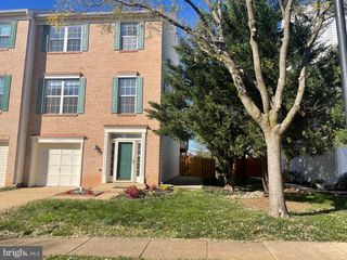 13256 COPPERMILL DR, Herndon, VA 20171