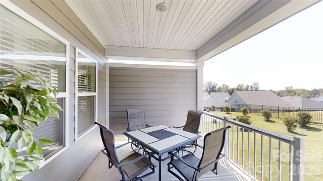 5379 Turtle Creek Drive, Denver, NC 28037