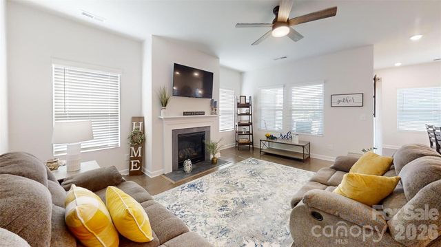 5379 Turtle Creek Drive, Denver, NC 28037
