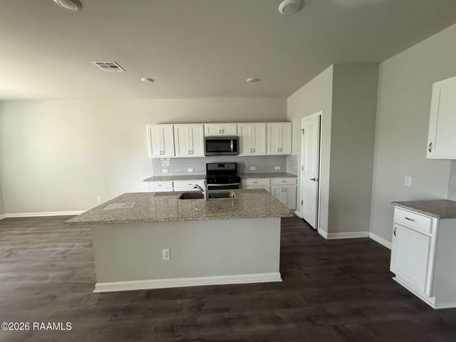 127 Nova Lake Drive, Duson, LA 70529