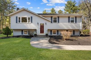 54 Elysium St, Wrentham, MA 02093