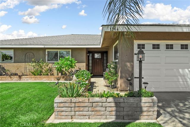 1364 Pinedale Avenue, Bloomington, CA 92316