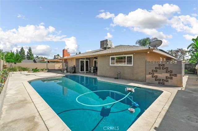 1364 Pinedale Avenue, Bloomington, CA 92316