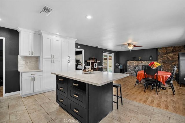 1364 Pinedale Avenue, Bloomington, CA 92316