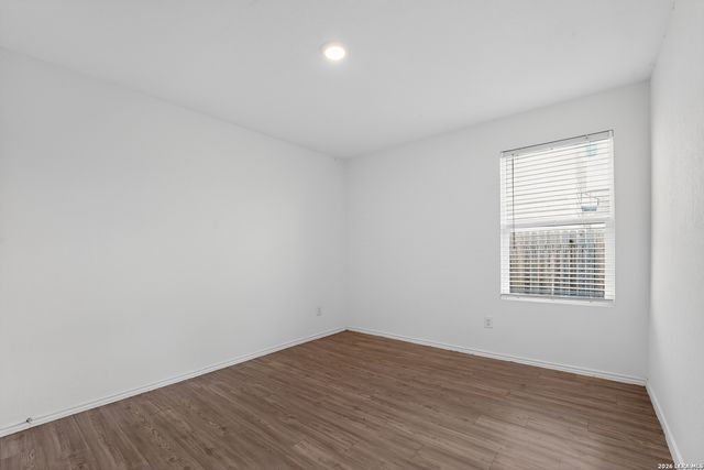5933 Antonio Pl, Seguin, TX 78155