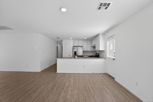 5933 Antonio Pl, Seguin, TX 78155