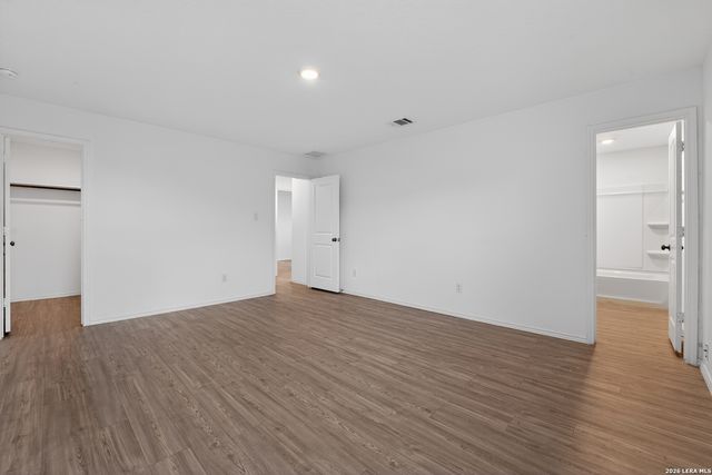 5933 Antonio Pl, Seguin, TX 78155