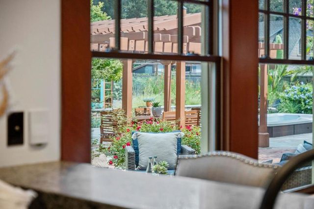 1301 Bryant Street, Palo Alto, CA 94301