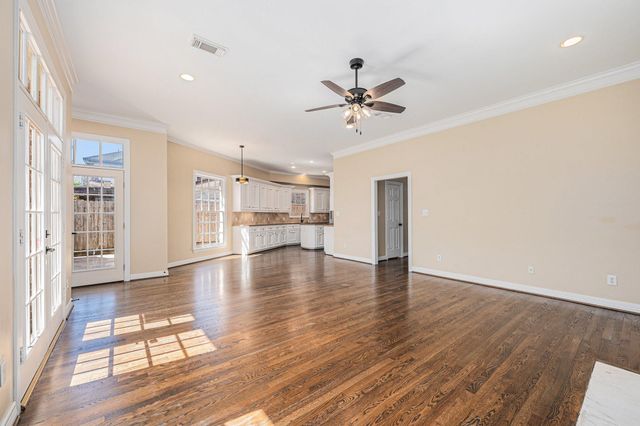 3919 Southwestern Street, West University Place, TX 77005