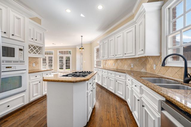 3919 Southwestern Street, West University Place, TX 77005