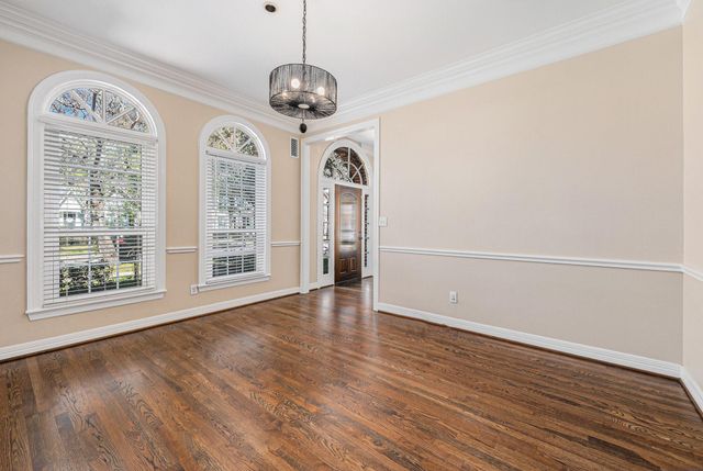 3919 Southwestern Street, West University Place, TX 77005