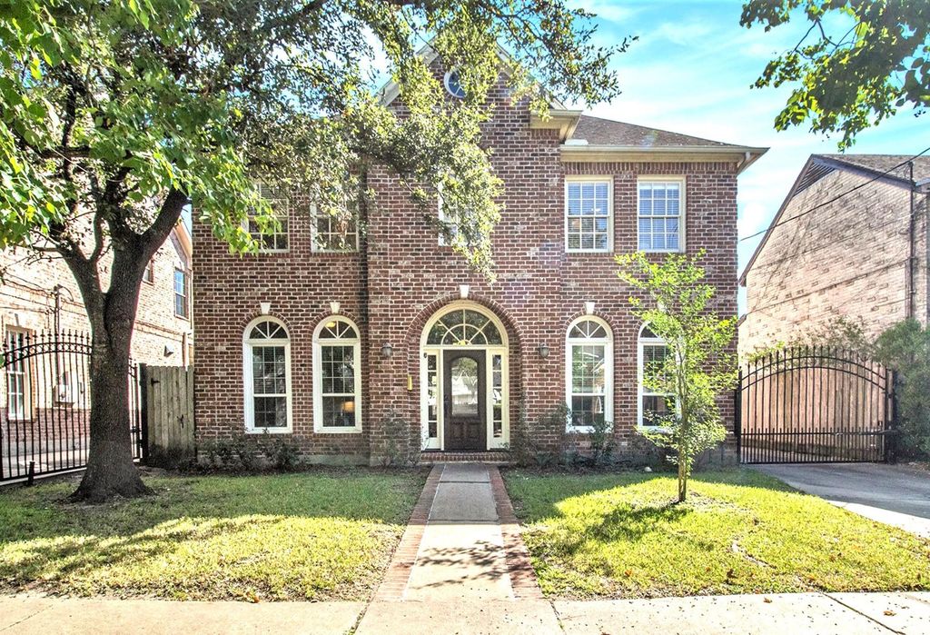 3919 Southwestern Street, West University Place, TX 77005