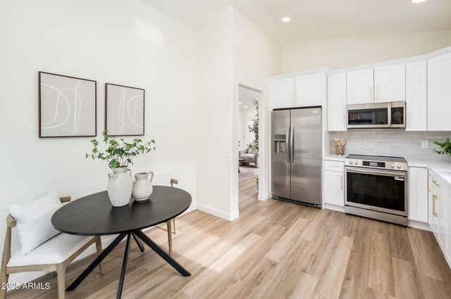 1038 N ALVARO Street, Mesa, AZ 85205