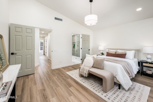 1038 N ALVARO Street, Mesa, AZ 85205