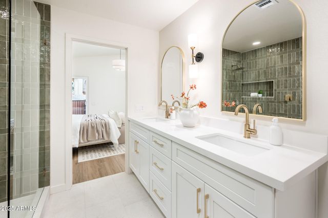 1038 N ALVARO Street, Mesa, AZ 85205