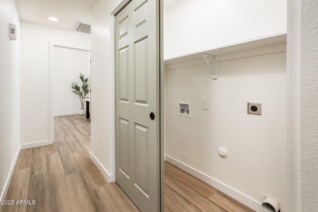 1038 N ALVARO Street, Mesa, AZ 85205