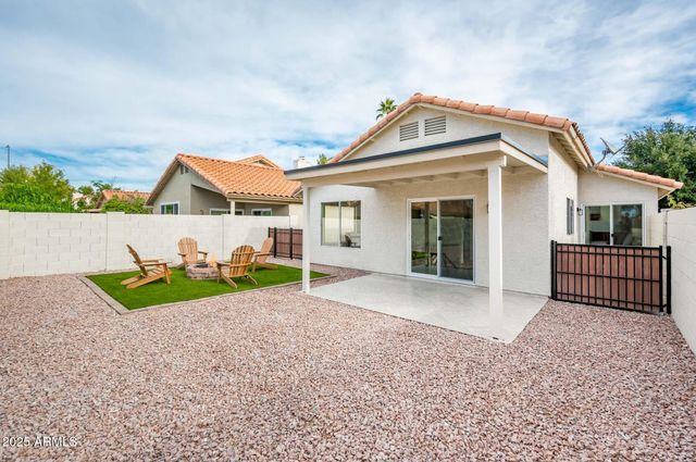 1038 N ALVARO Street, Mesa, AZ 85205