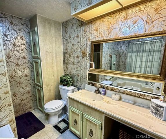 15181 Van Buren, Riverside, CA 92504