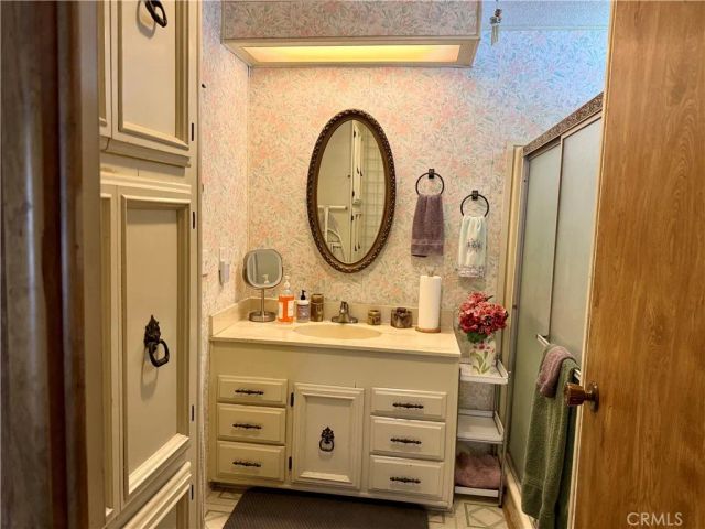 15181 Van Buren, Riverside, CA 92504