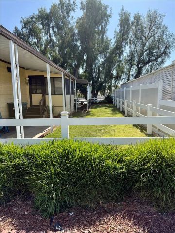 15181 Van Buren, Riverside, CA 92504