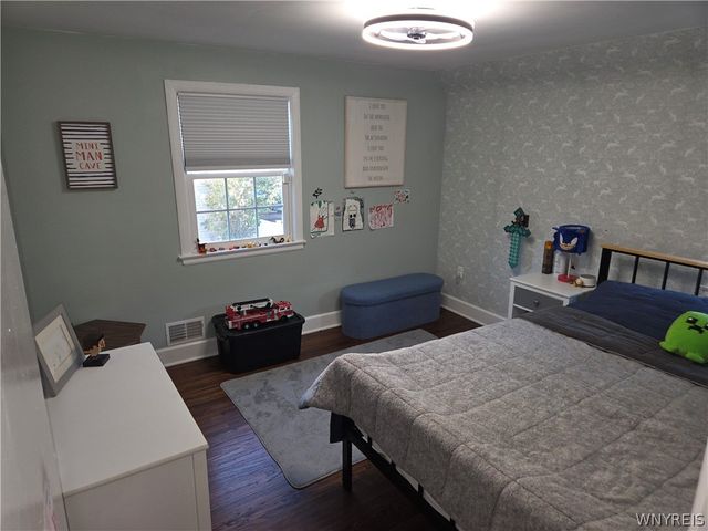 516 Meadowbrook Drive, Lewiston, NY 14092
