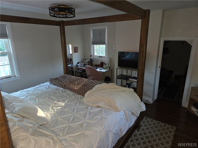 516 Meadowbrook Drive, Lewiston, NY 14092