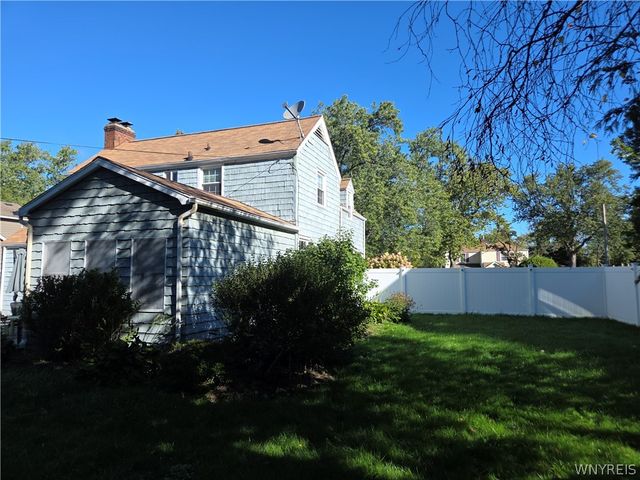 516 Meadowbrook Drive, Lewiston, NY 14092