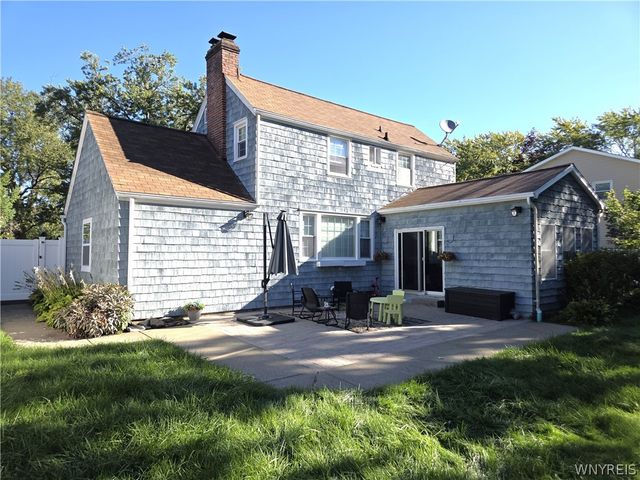 516 Meadowbrook Drive, Lewiston, NY 14092