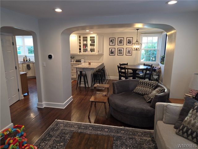 516 Meadowbrook Drive, Lewiston, NY 14092