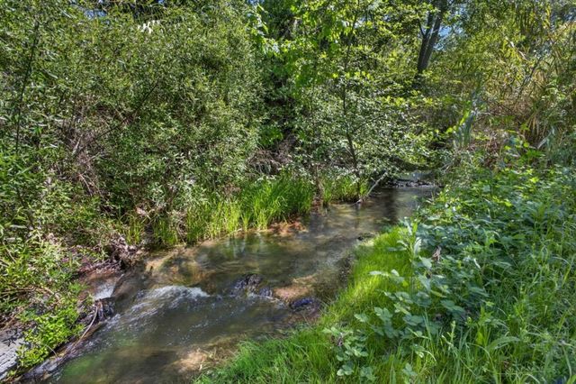 20450 Almaden Road, San Jose, CA 95120