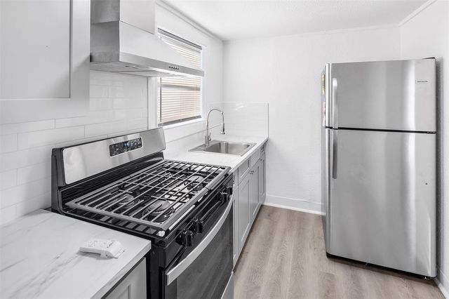 1911 Benson Street 2, Houston, TX 77020