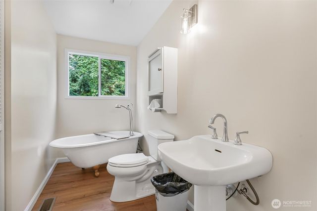 15417 204th Avenue SE, Renton, WA 98059