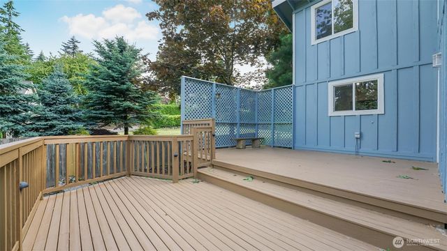 15417 204th Avenue SE, Renton, WA 98059
