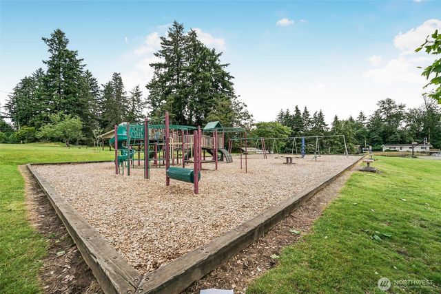 15417 204th Avenue SE, Renton, WA 98059