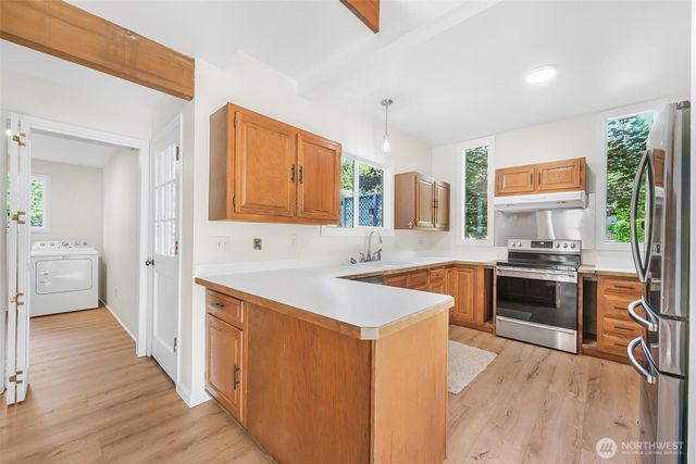 15417 204th Avenue SE, Renton, WA 98059