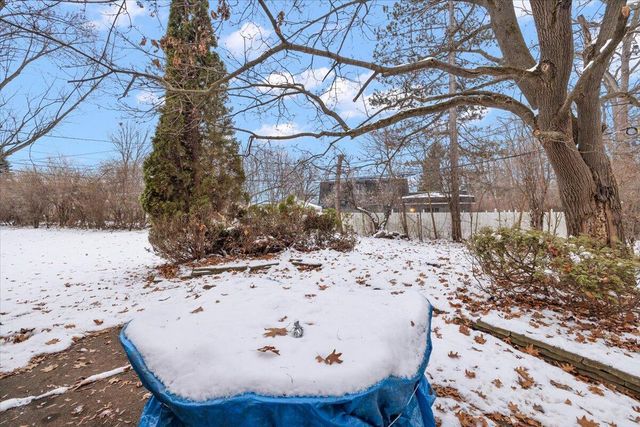 18971 El Dorado Place, Lathrup Village, MI 48076