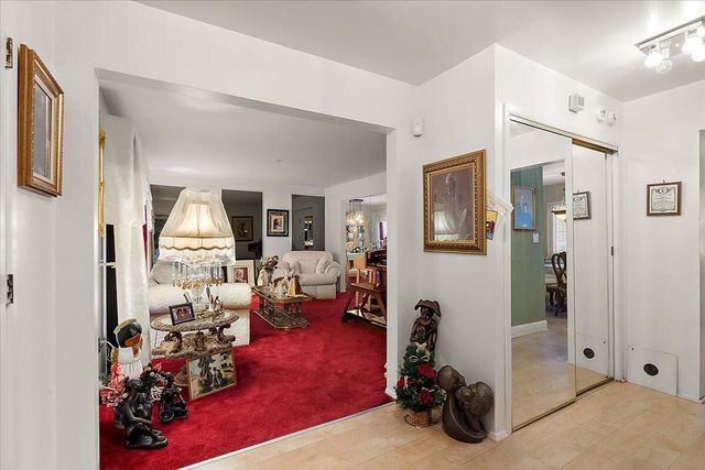 18971 El Dorado Place, Lathrup Village, MI 48076