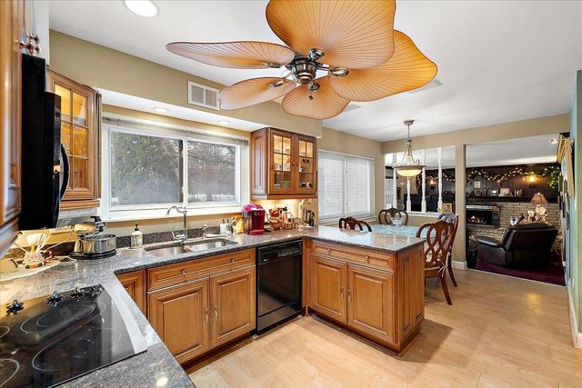 18971 El Dorado Place, Lathrup Village, MI 48076