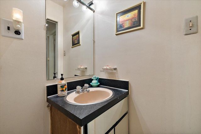 18971 El Dorado Place, Lathrup Village, MI 48076