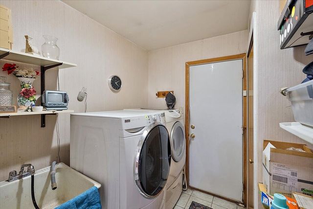 18971 El Dorado Place, Lathrup Village, MI 48076