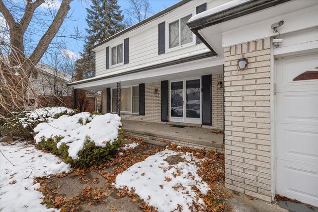 18971 El Dorado Place, Lathrup Village, MI 48076