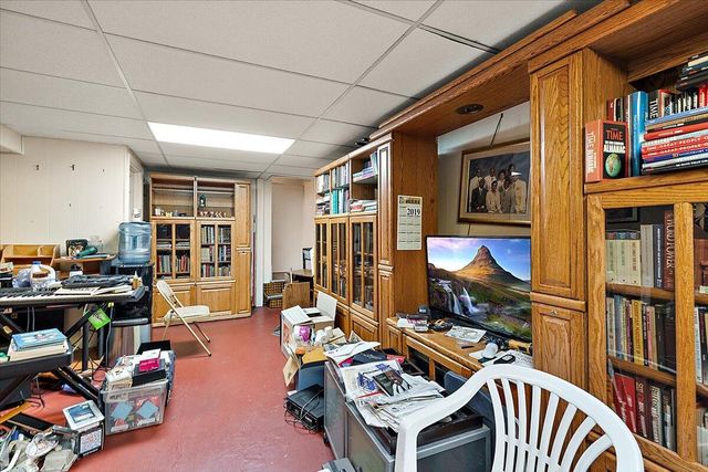 18971 El Dorado Place, Lathrup Village, MI 48076