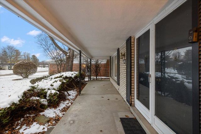 18971 El Dorado Place, Lathrup Village, MI 48076